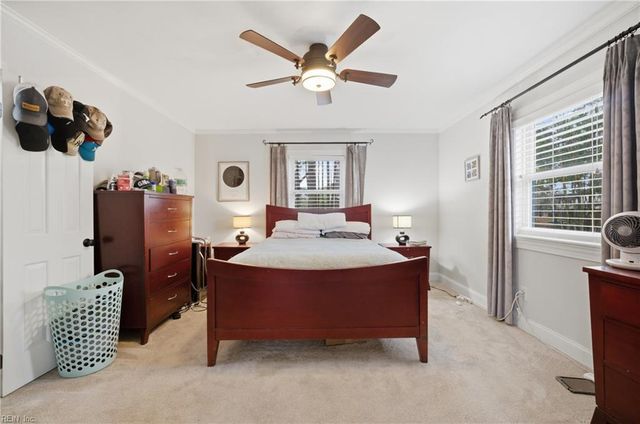 2452 Laurel Cove DR, Virginia Beach, VA 23454