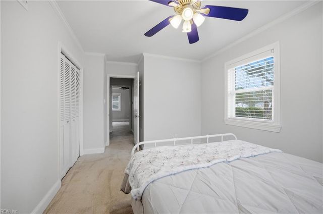 2452 Laurel Cove DR, Virginia Beach, VA 23454