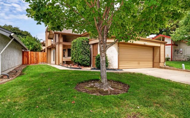 4529 Galbrath Dr, Sacramento, CA 95842