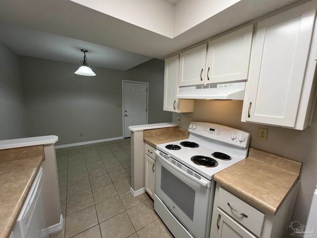 9485 Sunnehanna Blvd, Pensacola, FL 32514