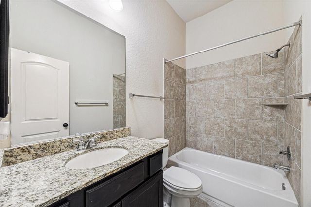 1235 Mystic River Lane, Rosenberg, TX 77471