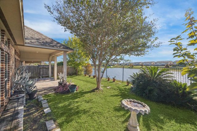 1235 Mystic River Lane, Rosenberg, TX 77471