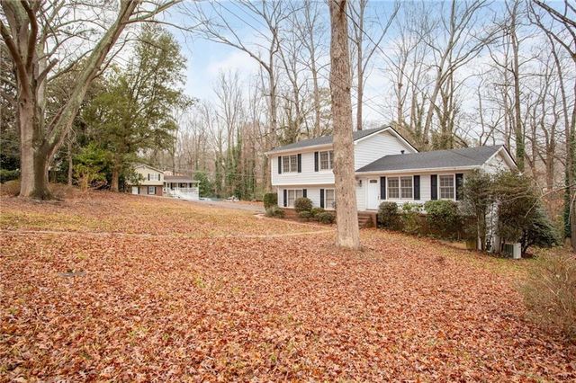 584 Fieldstream Way, Lawrenceville, GA 30044