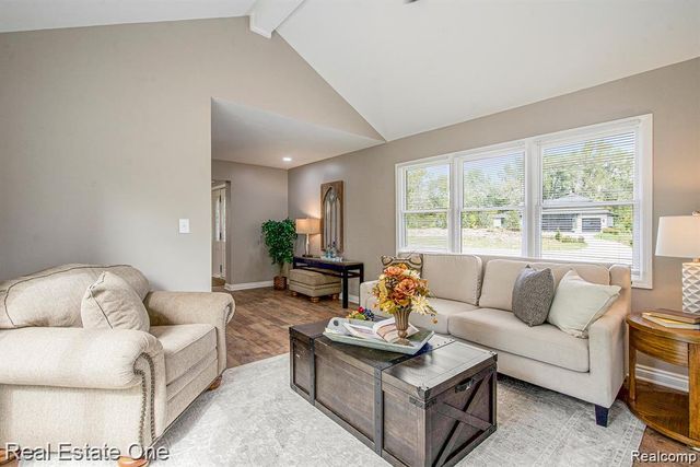 51275 7 Mile Road, Northville Township, MI 48167