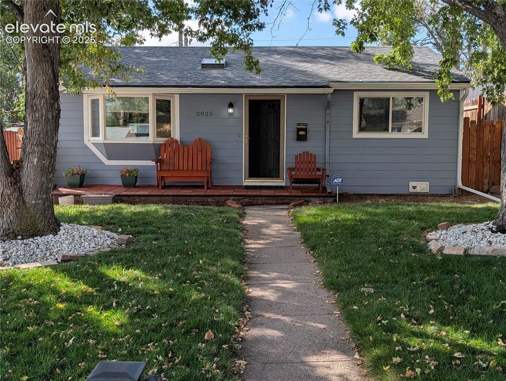 2025 Ontario Drive, Colorado Springs, CO 80910 — exterior