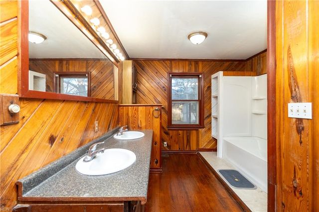 308 Charles ST, Elizabeth City, NC 27909