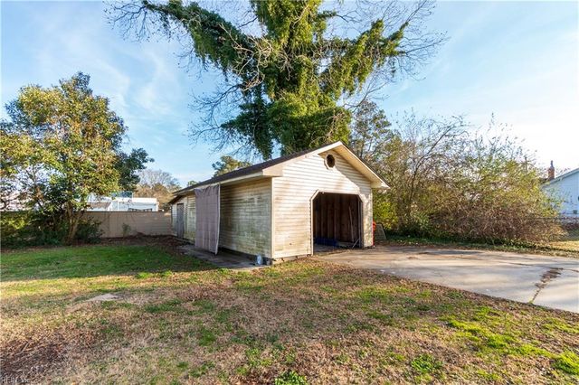 308 Charles ST, Elizabeth City, NC 27909