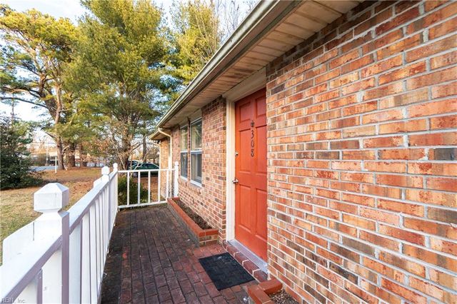 308 Charles ST, Elizabeth City, NC 27909