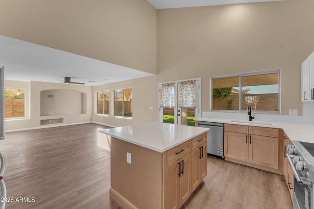 10066 E Plata Avenue, Mesa, AZ 85212