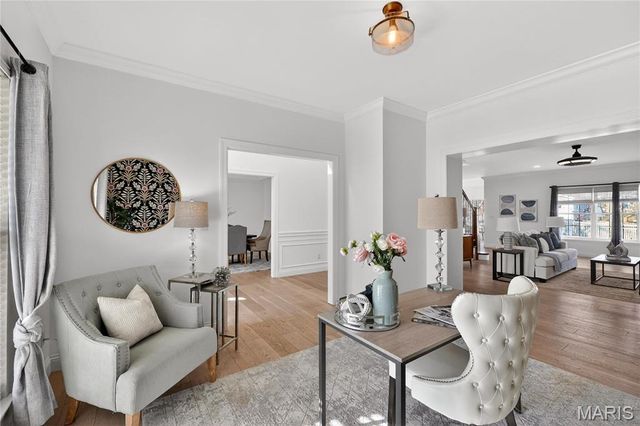 811 N Harrison Avenue, Kirkwood, MO 63122