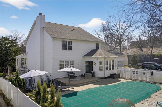 811 N Harrison Avenue, Kirkwood, MO 63122