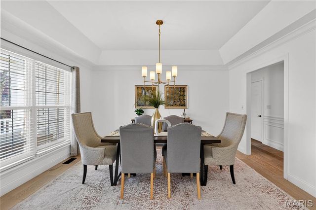 811 N Harrison Avenue, Kirkwood, MO 63122