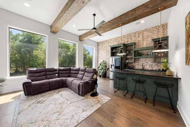 1351 River Road, Waco, TX 76705