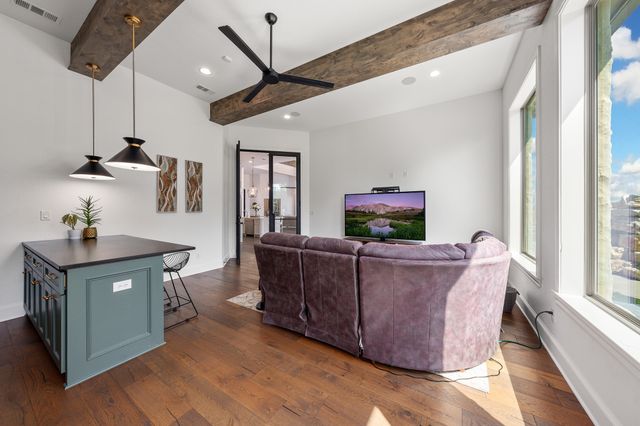 1351 River Road, Waco, TX 76705