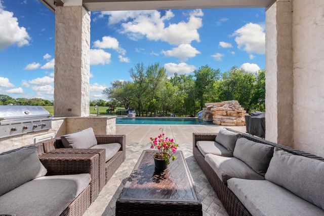 1351 River Road, Waco, TX 76705