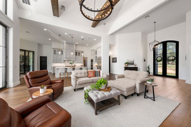 1351 River Road, Waco, TX 76705