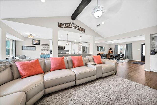 143 Bluebonnet Street, Sugar Land, TX 77478