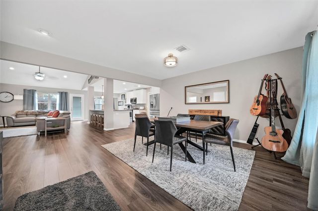 143 Bluebonnet Street, Sugar Land, TX 77478