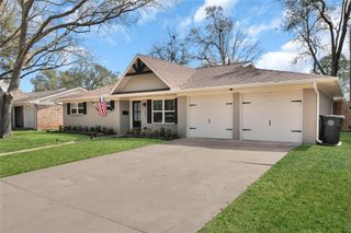 143 Bluebonnet Street, Sugar Land, TX 77478