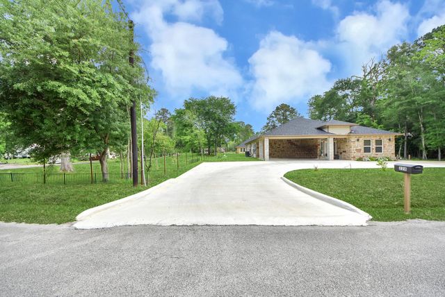 228 Moose Drive, Crosby, TX 77532