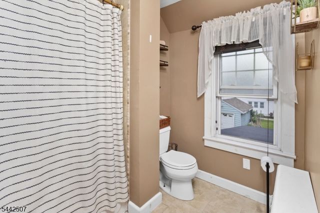 515 W Park Ave, Hamilton Twp., NJ 08610