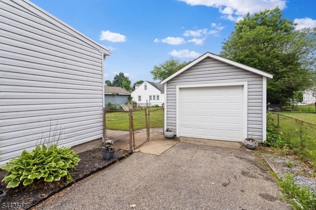 515 W Park Ave, Hamilton Twp., NJ 08610