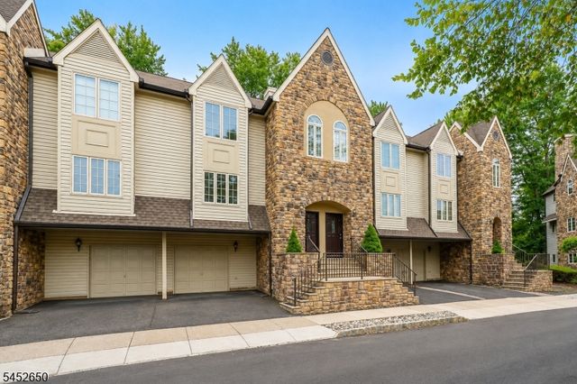 15 Starling Way, Berkeley Heights Twp., NJ 07922