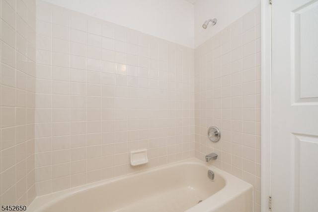 15 Starling Way, Berkeley Heights Twp., NJ 07922