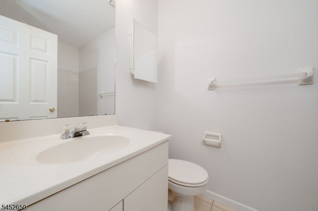 15 Starling Way, Berkeley Heights Twp., NJ 07922
