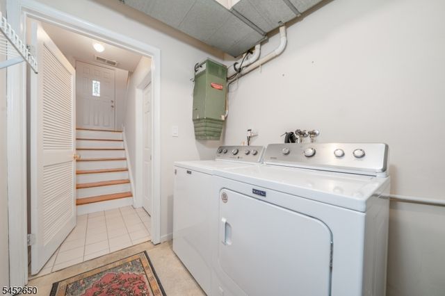 15 Starling Way, Berkeley Heights Twp., NJ 07922