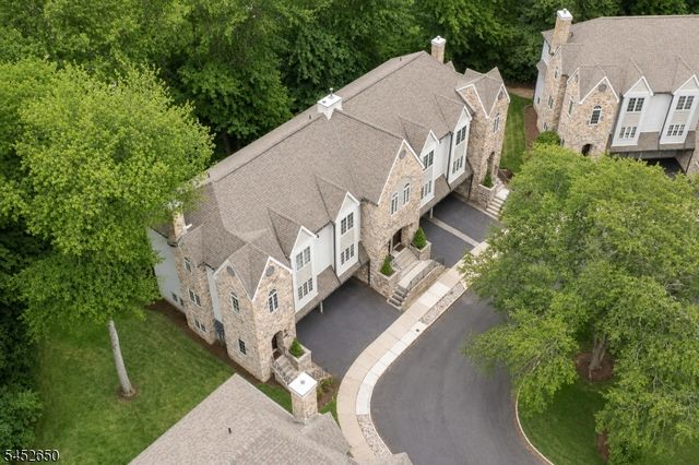 15 Starling Way, Berkeley Heights Twp., NJ 07922
