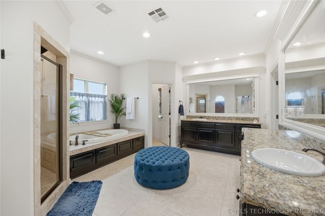 11298 S 73rd East Court, Bixby, OK 74008