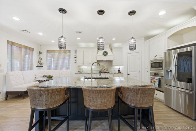 11298 S 73rd East Court, Bixby, OK 74008