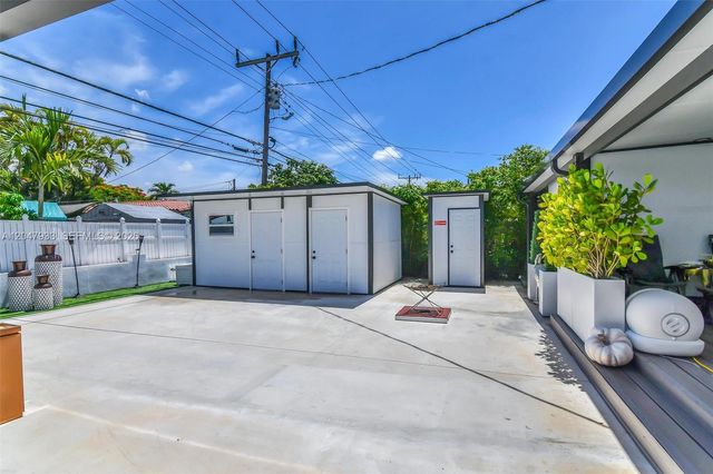 6575 SW 39th Terrace, Miami, FL 33155