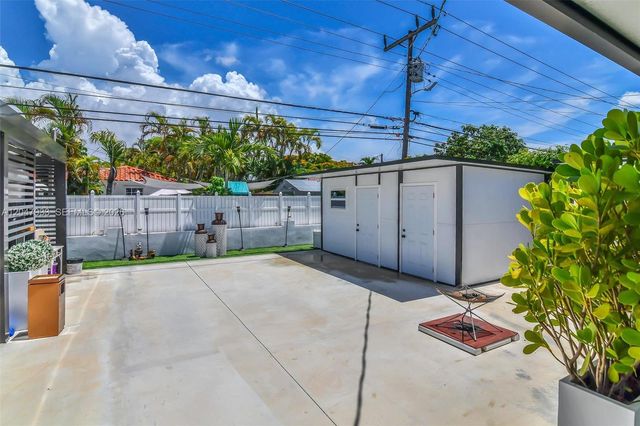 6575 SW 39th Terrace, Miami, FL 33155