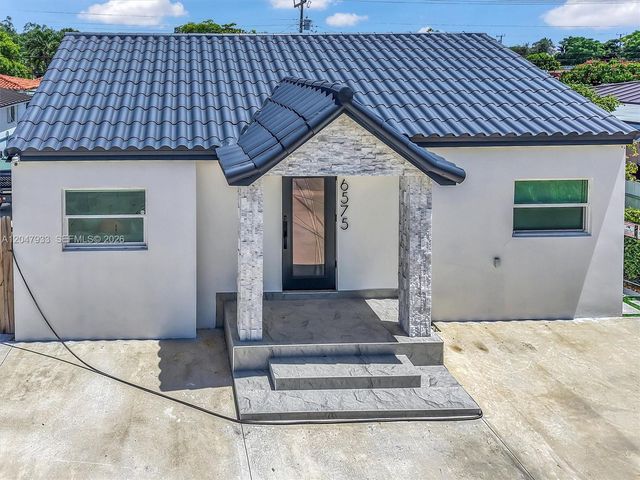 6575 SW 39th Terrace, Miami, FL 33155