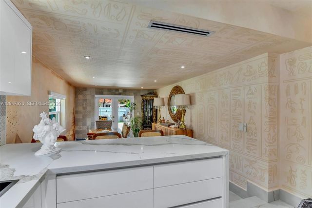 6575 SW 39th Terrace, Miami, FL 33155
