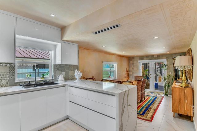 6575 SW 39th Terrace, Miami, FL 33155