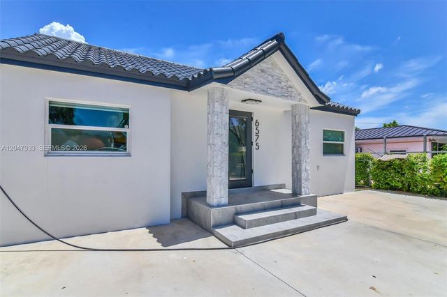 6575 SW 39th Terrace, Miami, FL 33155
