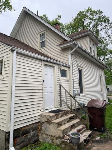 340 S Eagle Street, Marshall City, MI 49068