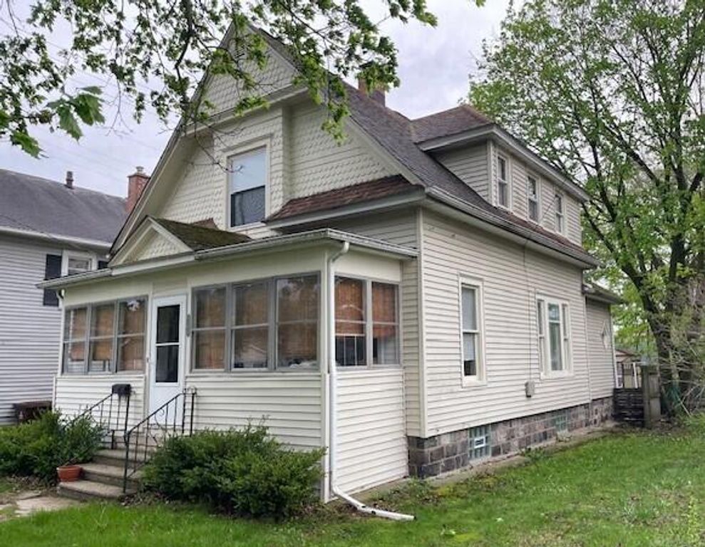 340 S Eagle Street, Marshall City, MI 49068