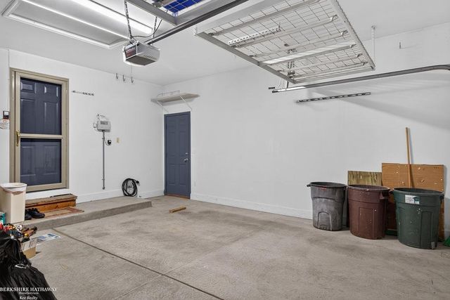 47857 Kent Drive, Macomb, MI 48044