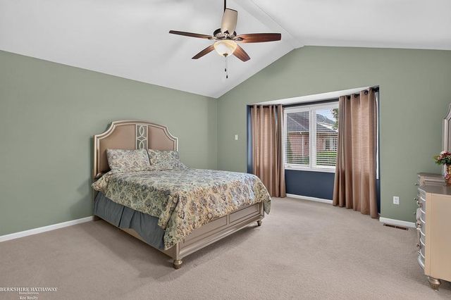 47857 Kent Drive, Macomb, MI 48044
