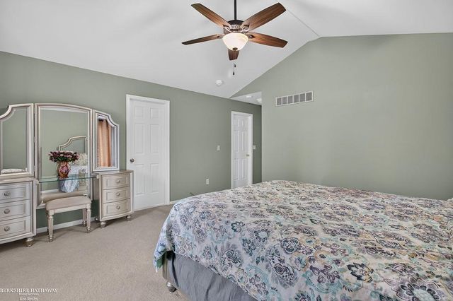 47857 Kent Drive, Macomb, MI 48044