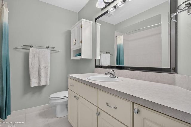 47857 Kent Drive, Macomb, MI 48044