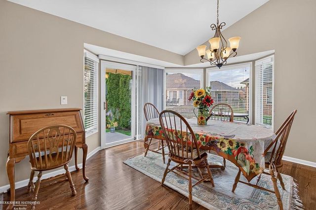 47857 Kent Drive, Macomb, MI 48044