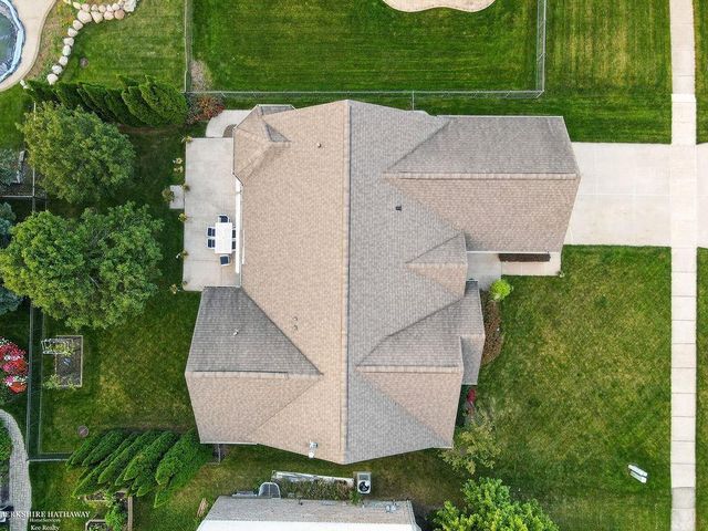 47857 Kent Drive, Macomb, MI 48044