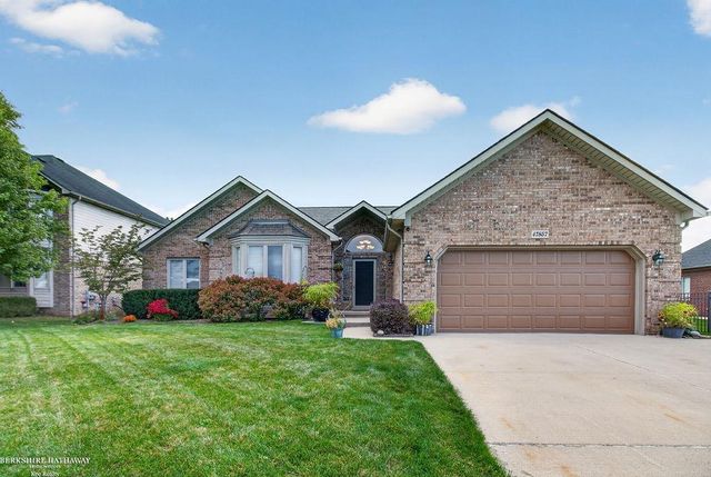 47857 Kent Drive, Macomb, MI 48044