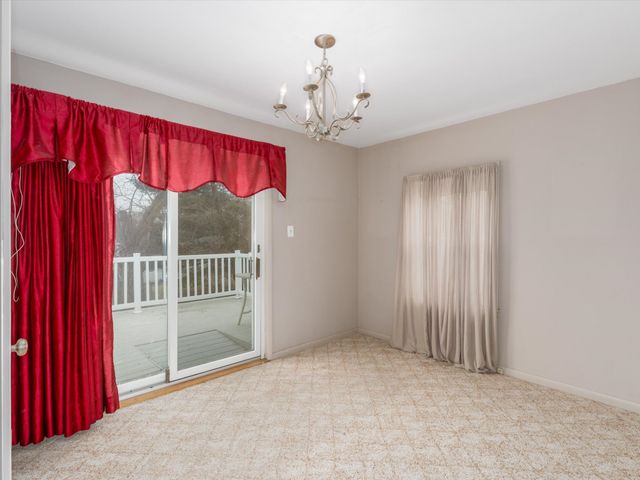 2700 Hubbell Avenue, Des Moines, IA 50317