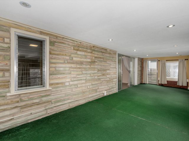 2700 Hubbell Avenue, Des Moines, IA 50317